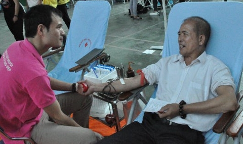 Chuyện cảm động về một gia đình hiến máu