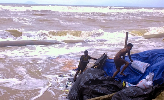Vì sao điểm du lịch nổi tiếng Cửa Đại "vắng như chùa Bà Đanh"