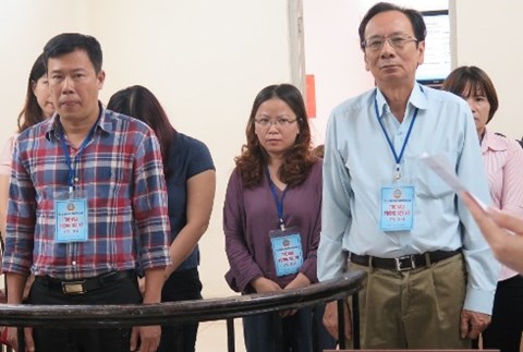 Vụ trốn thuế ở Công ty Rượu Hà Nội:Triệu tập thêm một số cán bộ liên quan