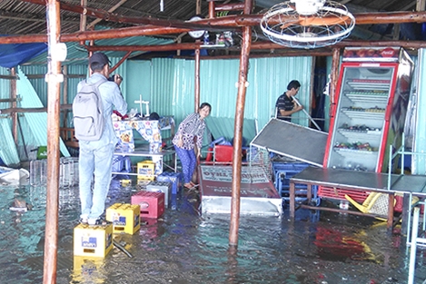 Triều cường đợt Rằm tháng Giêng gây ngập nhiều nơi