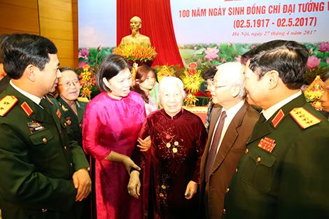 Đại tướng Văn Tiến Dũng: Nhà ngoại giao, nhà khoa học quân sự tài năng
