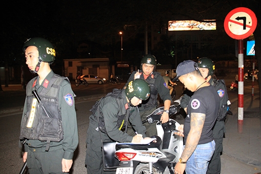 Những đêm trắng cùng Cảnh sát cơ động