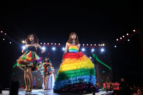 Rớt nước mắt nghe tâm sự của những người "thế giới thứ 3"