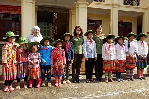 Thắp sáng ước mơ miền biên viễn