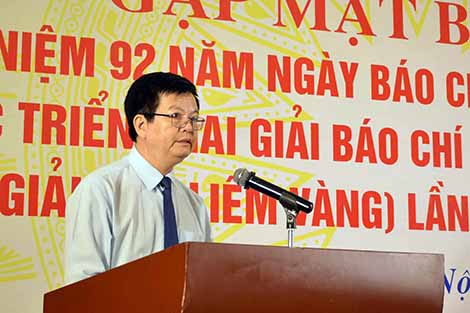 Các cơ quan tham mưu của Đảng phối hợp chặt chẽ với báo chí tuyên truyền về công tác xây dựng Đảng