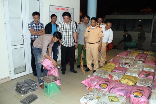 Triệt phá đường dây sản xuất và vận chuyển thuốc nổ