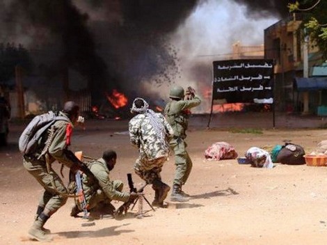 Ai đứng sau các vụ bắt cóc con tin tại Mali?