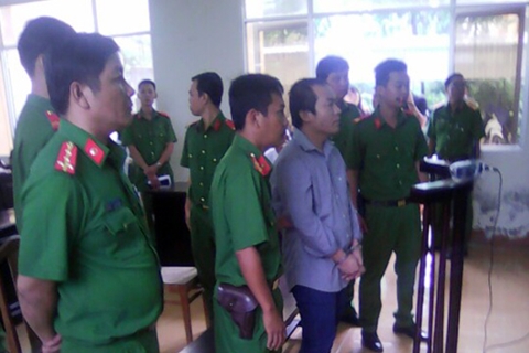 Sang mượn máy sục oxy, nhẫn tâm sát hại nữ hàng xóm đang mang thai