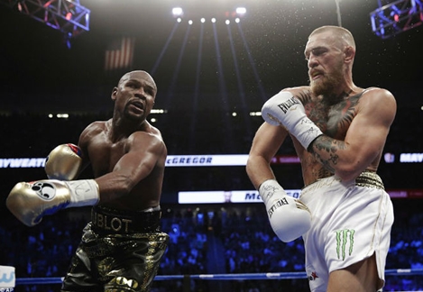 “Độc cô cầu bại” hạ knock-out Conor McGregor