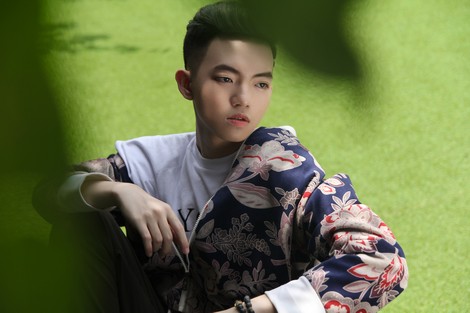 Chàng trai trẻ và giấc mơ chinh phục nghệ thuật vẽ truyền thần