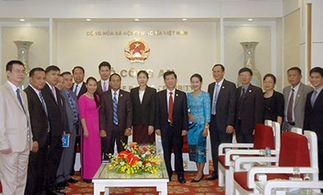 Thứ trưởng Nguyễn Văn Sơn tiếp đoàn đại biểu Bộ An ninh Lào