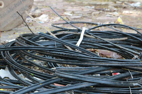 Điều tra làm rõ vụ trộm 3 cuộn cáp viễn thông