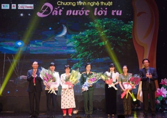 “Đất nước lời ru” – chương trình tôn vinh phụ nữ Việt Nam
