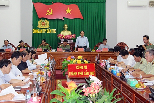 Cần Thơ quyết tâm chống buôn lậu, gian lận xăng dầu