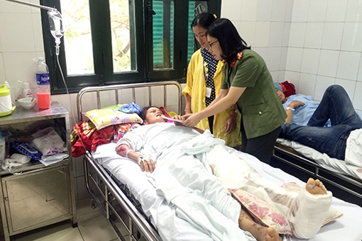 Xót xa cảnh chồng tử vong, vợ bị thương nặng