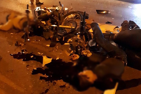 Xe máy đối đầu, 2 người tử vong