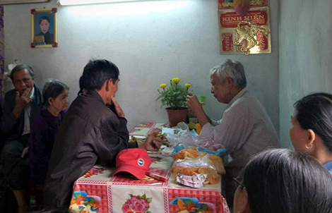 Đầu năm... đi xem bói