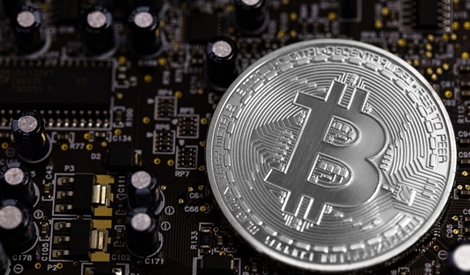 Tin tặc đánh cắp hàng trăm máy tính để đào Bitcoin