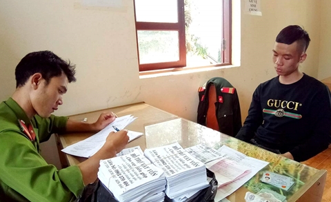 Bức xúc nạn cho vay nặng lãi