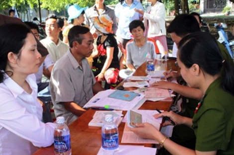 Đẩy mạnh cải cách hành chính  để phục vụ nhân dân