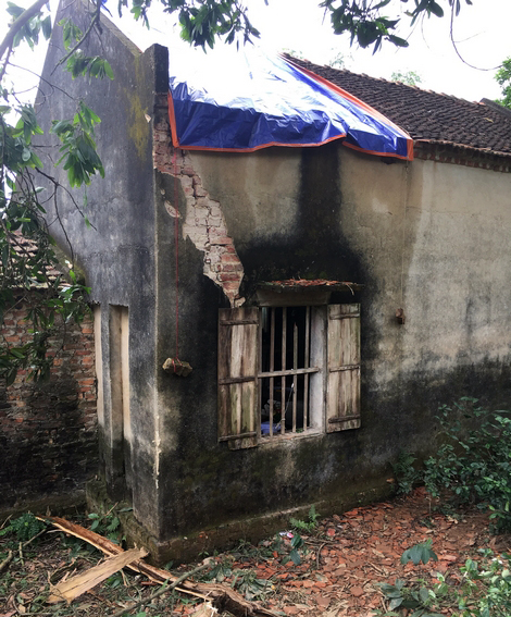 Hoàn cảnh thương tâm của gia đình bị sét đánh