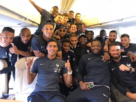 Tuyển Pháp đặt chân xuống nước Nga, sẵn sàng chinh phục cup vàng thế giới