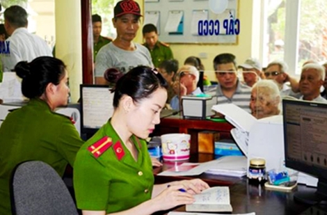 Cấp căn cước công dân miễn phí cho người tàn tật, già yếu