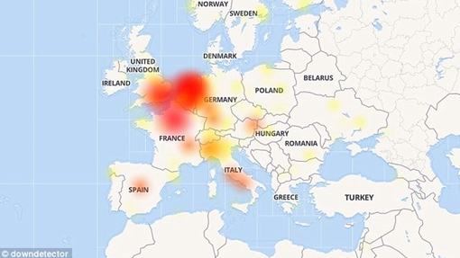 Facebook trên di động bất ngờ bị sập