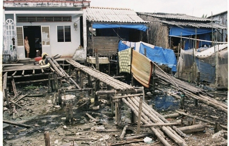 Những cuộc đời sau cơn bão dữ