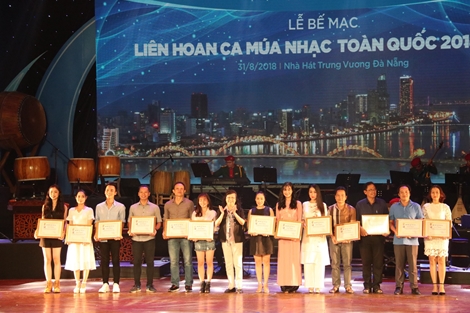 Bế mạc Liên hoan Ca Múa Nhạc toàn quốc 2018 