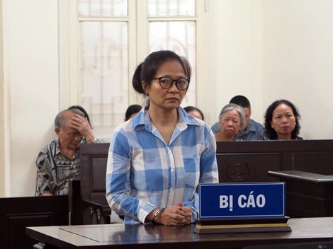 Nữ nhân viên bảo hiểm chiếm đoạt hơn 2,7 tỷ đồng từ chuyển khoản hộ