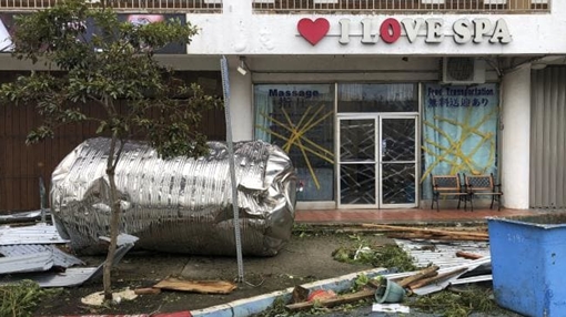 Tàn phá nước Mỹ, siêu bão Yutu hùng hổ tiến về Philippines