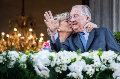 Hoàng gia Bỉ rung chuyển bởi bê bối con riêng của cựu vương Albert II