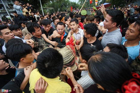 Nhiều người dân đang "mù mờ" về tâm linh