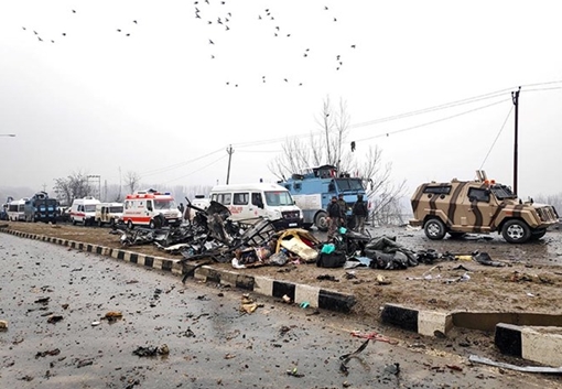 Mở rộng điều tra vụ đánh bom liều chết nhằm vào cảnh sát ở Kashmir