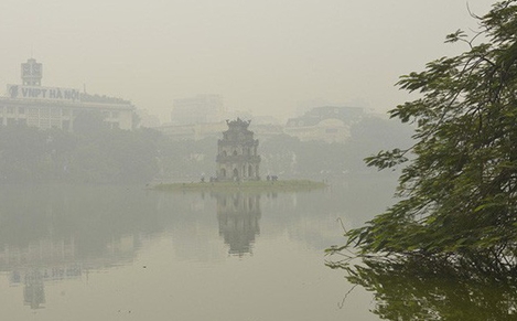 Hà Nội tiếp tục nồm ẩm, nhiệt độ tăng cao 30 độ C