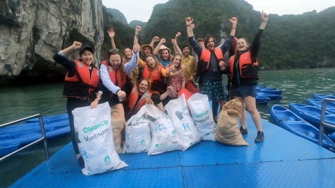 Thử thách dọn rác và "kỳ tích" của những "Trashpackers"