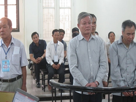 Cựu Chủ tịch xã gây thiệt hại hơn 8 tỷ đồng vì giao đất trái thẩm quyền