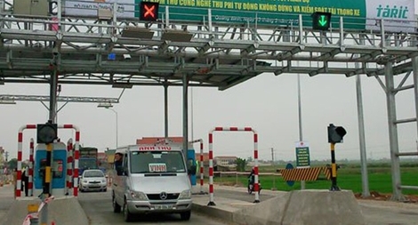 Thu phí không dừng: Nhà đầu tư băn khoăn, người dân thờ ơ