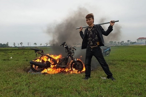 Sự thật về Khá “bảnh” sau những clip triệu người xem