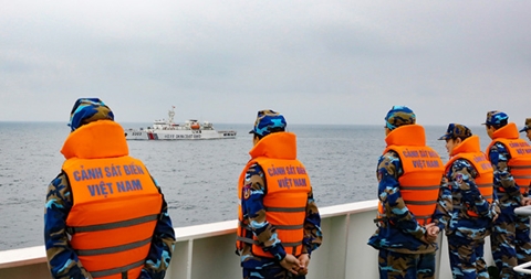 Cảnh sát biển Việt Nam và Trung Quốc tuần tra liên hợp nghề cá Vịnh Bắc Bộ