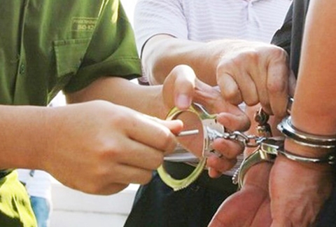 Băng bảo kê cưỡng đoạt tiền quán nhậu do người nước ngoài mở tại Đà Nẵng