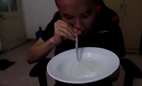 Kênh hướng dẫn "chơi" ma túy đã bị Youtube xóa sổ