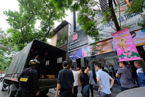 Facebook rồi đến website của Nhật Cường Mobile biến mất