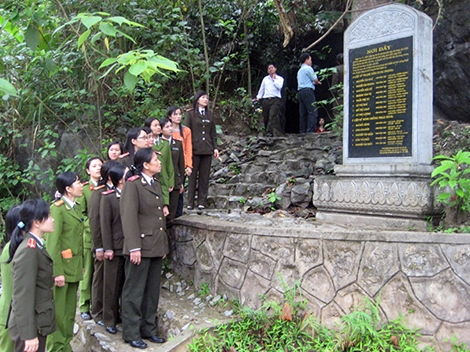 Trên những cung đường Trường Sơn huyền thoại