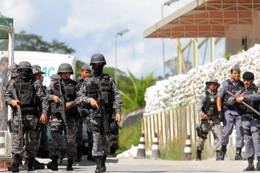 "Cuộc chiến" trong nhà tù ở Brazil