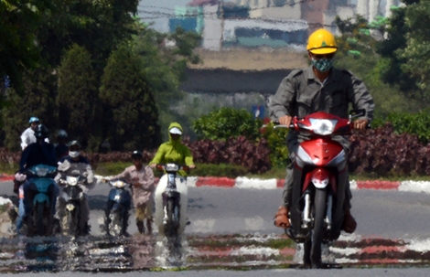 Nắng nóng trên 37 độ C tiếp tục duy trì ở nhiều nơi trên cả nước