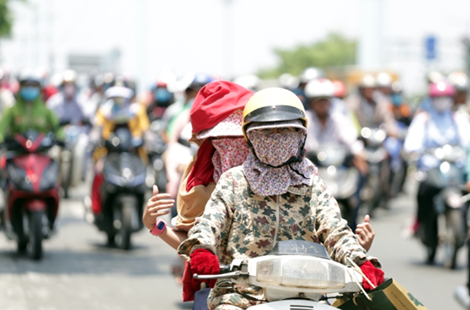 Bắc và Trung bộ, nắng nóng như đổ lửa