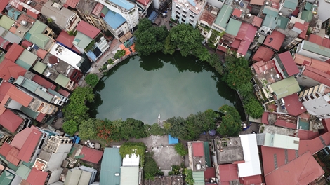 Những hồ nước nhỏ xinh dịu mát Hà Nội ngày nắng nóng