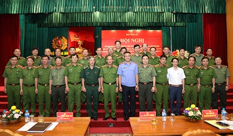 Tập trung và tăng cường đấu tranh với tội phạm “tín dụng đen”